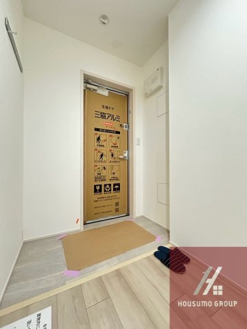 フジパレス今川I番館の玄関写真