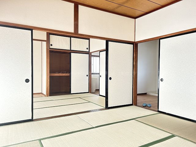 千野貸家Aの内装写真