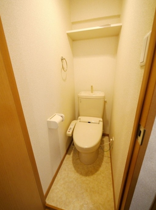 トイレ　※別部屋参照写真