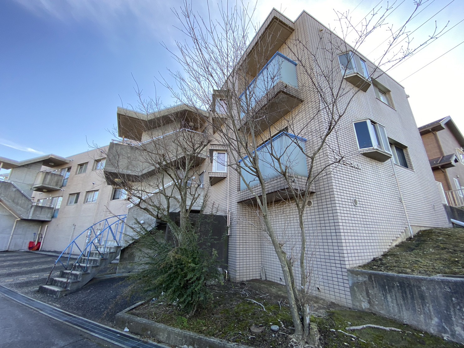ファミーユ呉羽