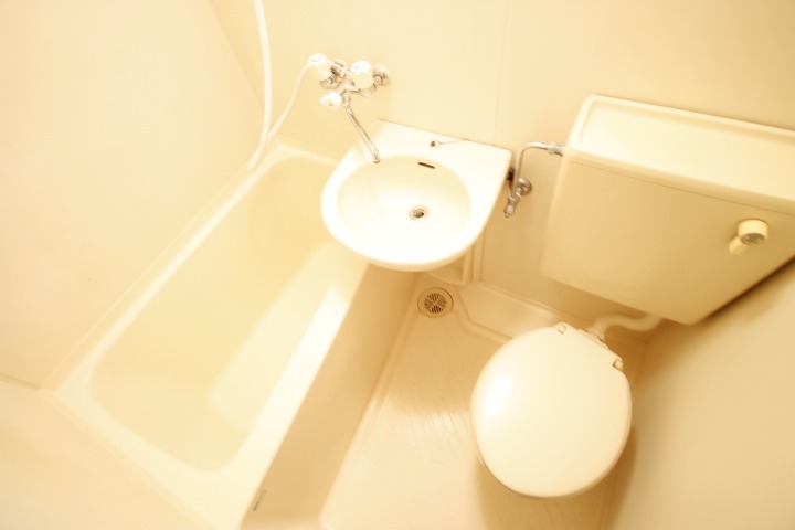 バス・シャワールーム　※他部屋参考写真