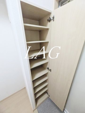 玄関　玄関です。