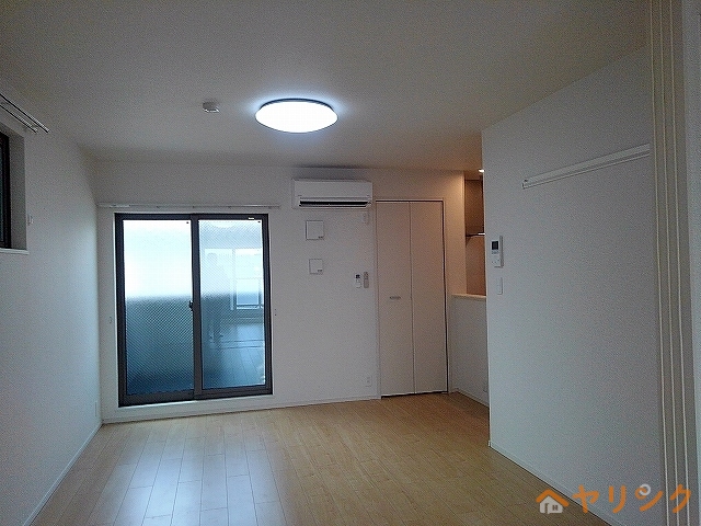 LuminousIの居間写真