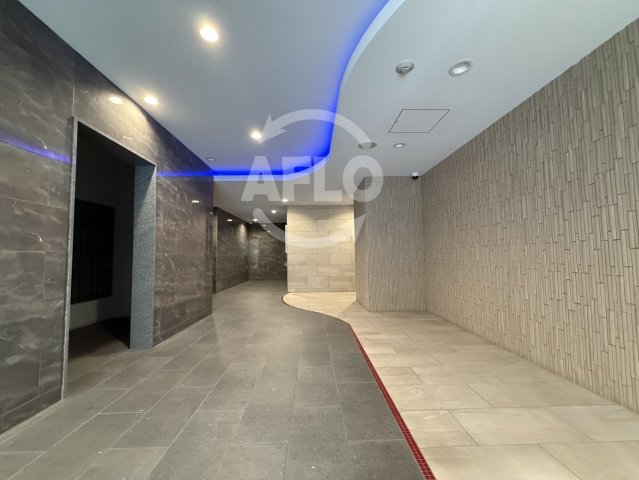ロビー　セレニテ本町東リアン　ロビー