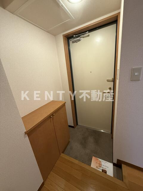 玄関　落ち着いた玄関です