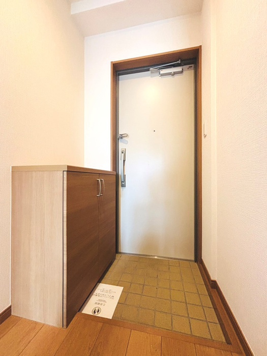オーロプルーンの玄関写真