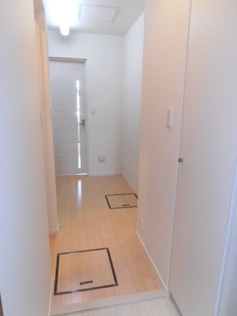 Smart Court 西宮の玄関写真