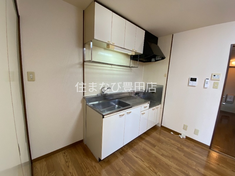 キッチン　同型別部屋写真