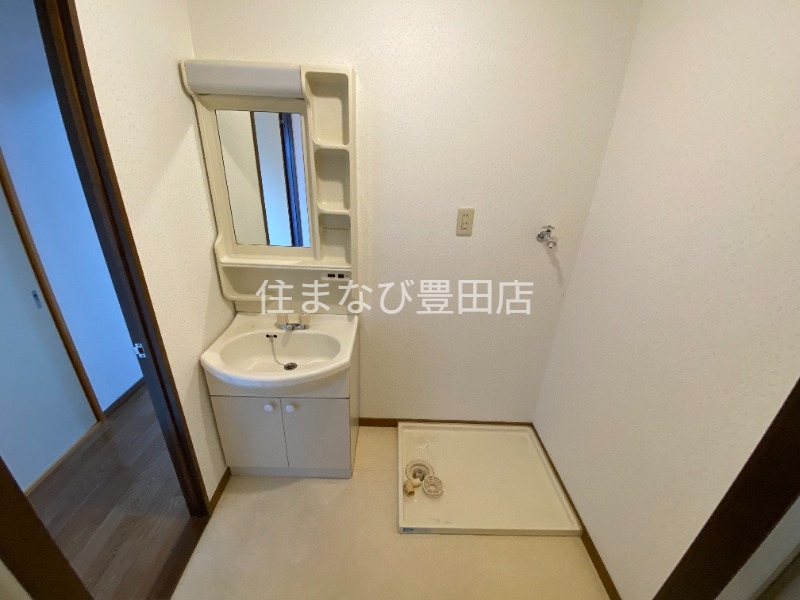 洗面設備　同型別部屋写真
