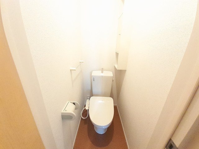 トイレ　トイレもきれいです