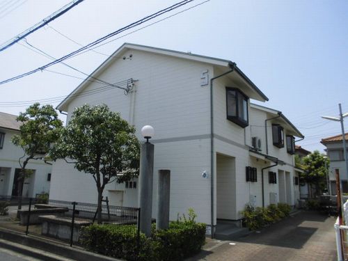 ＪＲ山陽本線 明石駅 バス乗車時間：8分 最寄りバス停で下車 徒歩4分 2階建 築33年の外観写真