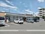 コンビニ　セブン－イレブン八王子長房町店（コンビニ）まで577m