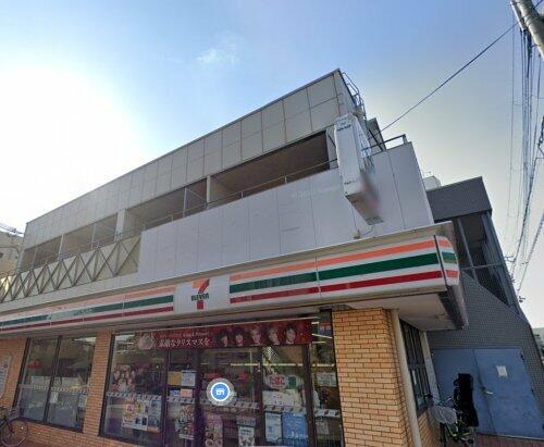 コンビニ　セブンイレブン神戸本山中町4丁目店（コンビニ）まで446m