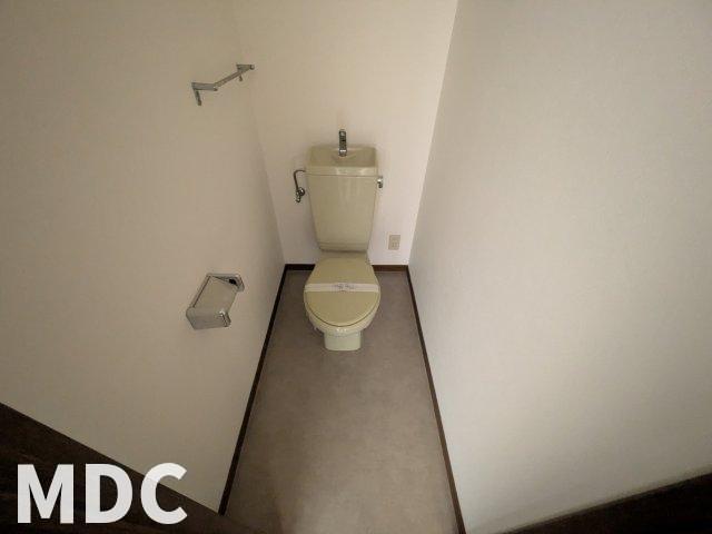 ＪＲ高徳線 勝瑞駅 徒歩39分 3階建 築29年のトイレ写真