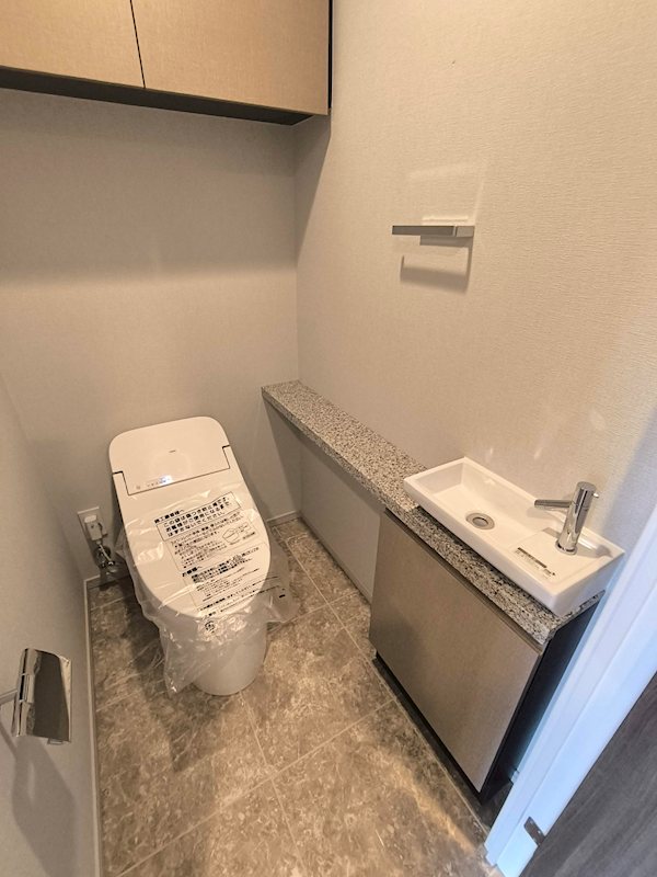 東京メトロ有楽町線 月島駅 徒歩8分 56階建 築1年のトイレ写真