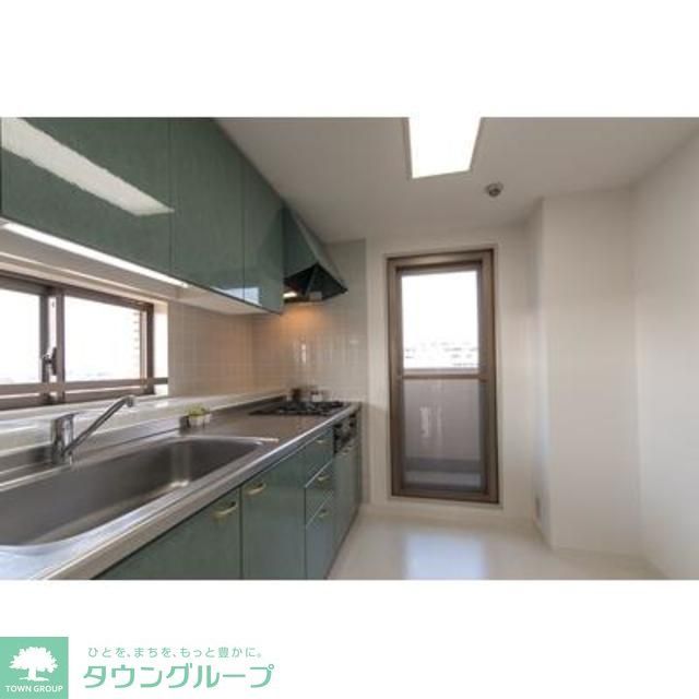 キッチン　※写真は同タイプ住戸です。