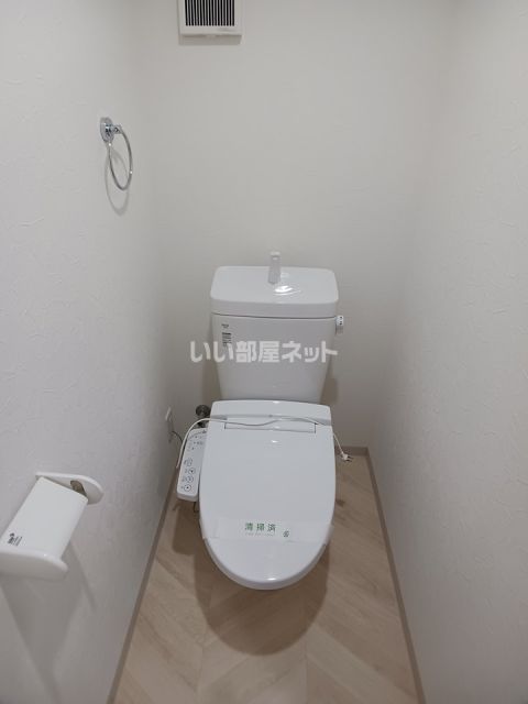 エミネックス熊谷駅前C棟のトイレ写真