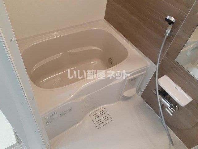 クレール・IIの風呂写真