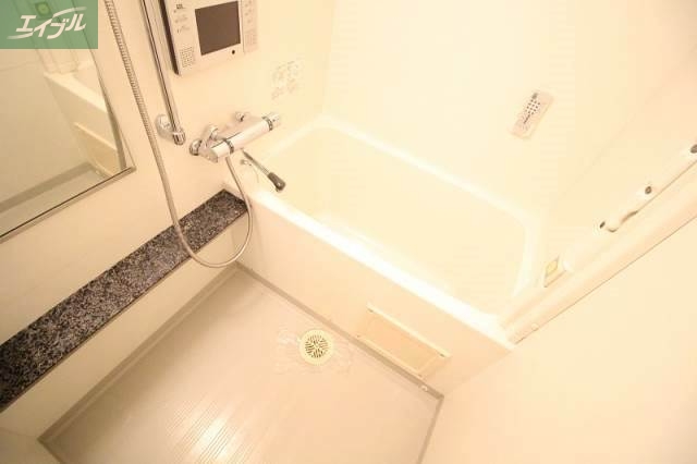 Grand E’terna岡山IIの風呂写真