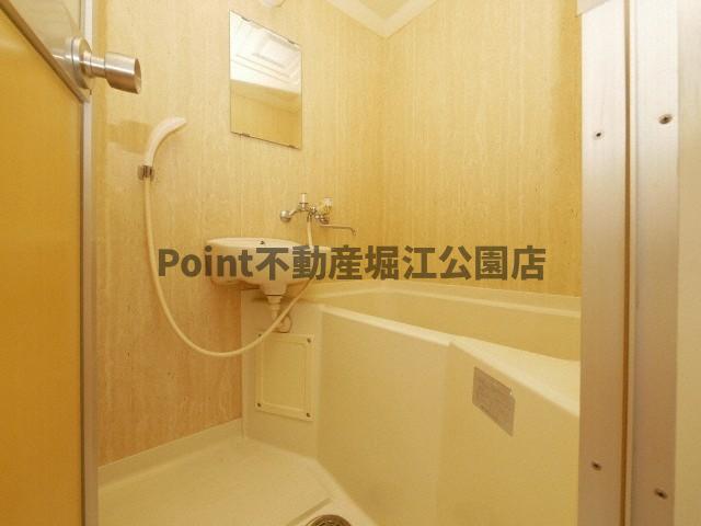 地下鉄堺筋線 恵美須町駅 徒歩5分 14階建 築35年の風呂写真