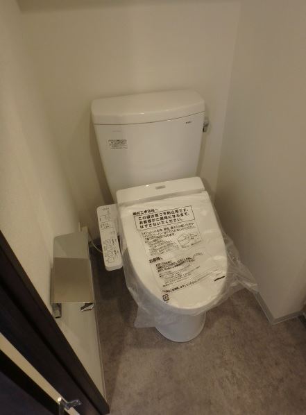 東急池上線 長原駅 徒歩2分 8階建 築9年のトイレ写真