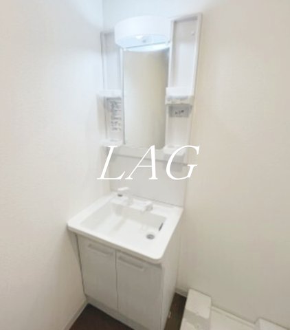 洗面設備　洗面台です。