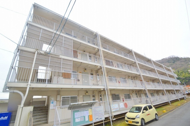 建物外観　内装写真は別号室です