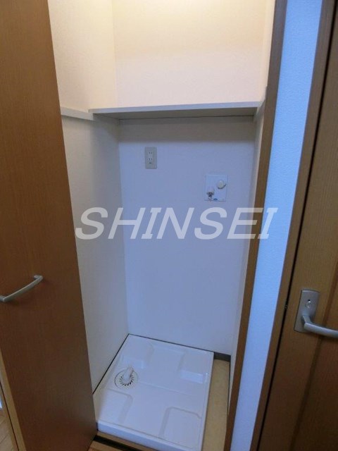 その他設備　洗濯機置場は室内にあります！