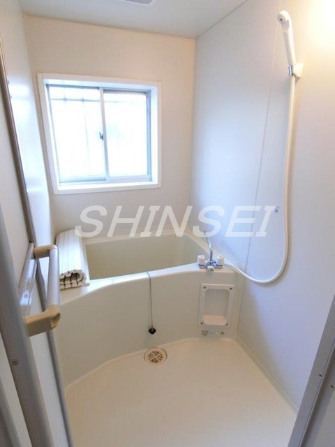 バス・シャワールーム　お風呂もきれいです♪