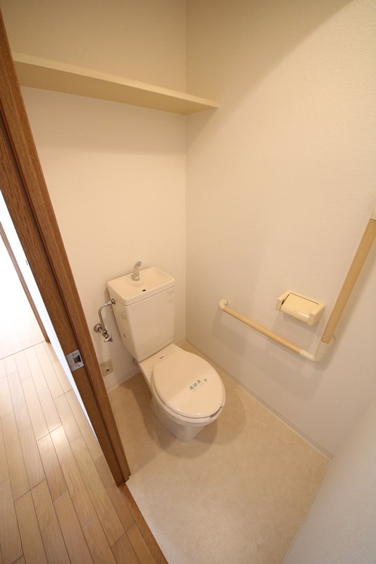 ヴェール園田のトイレ写真