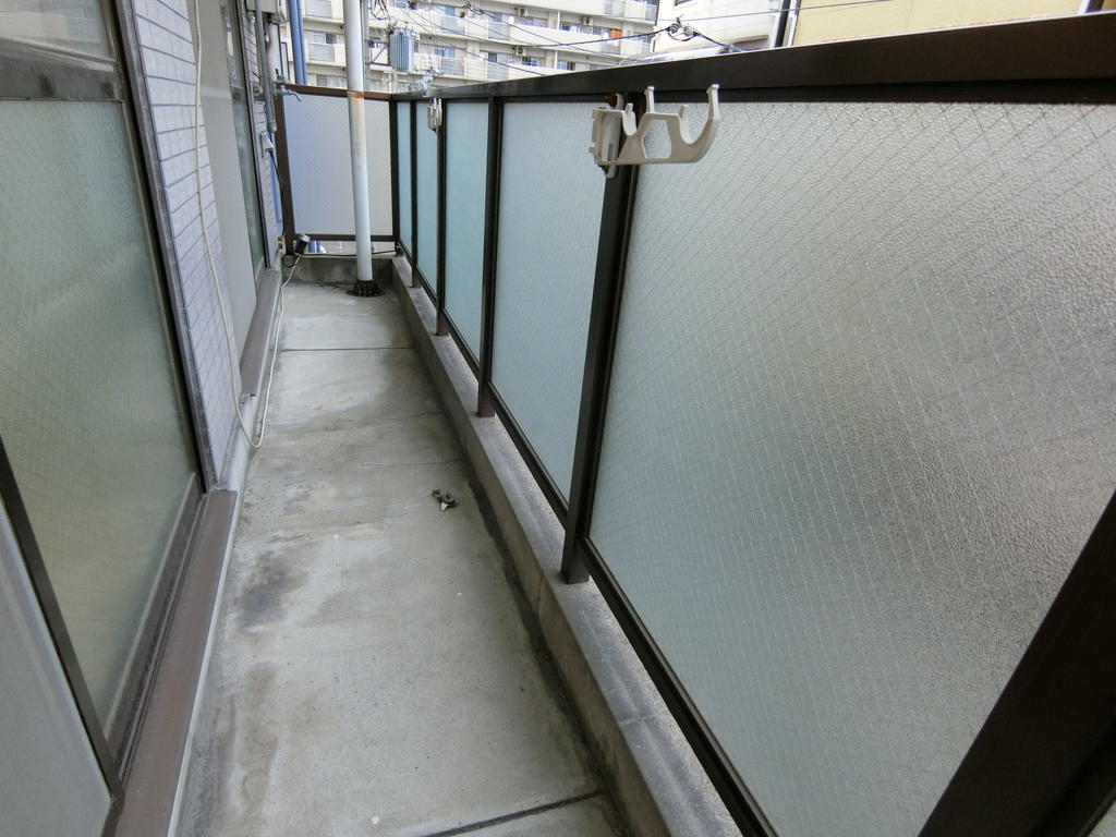 バルコニー　朝日が嬉しい東向きです☆