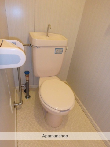 ＪＲ函館本線 滝川駅 徒歩4分 2階建 築37年のトイレ写真