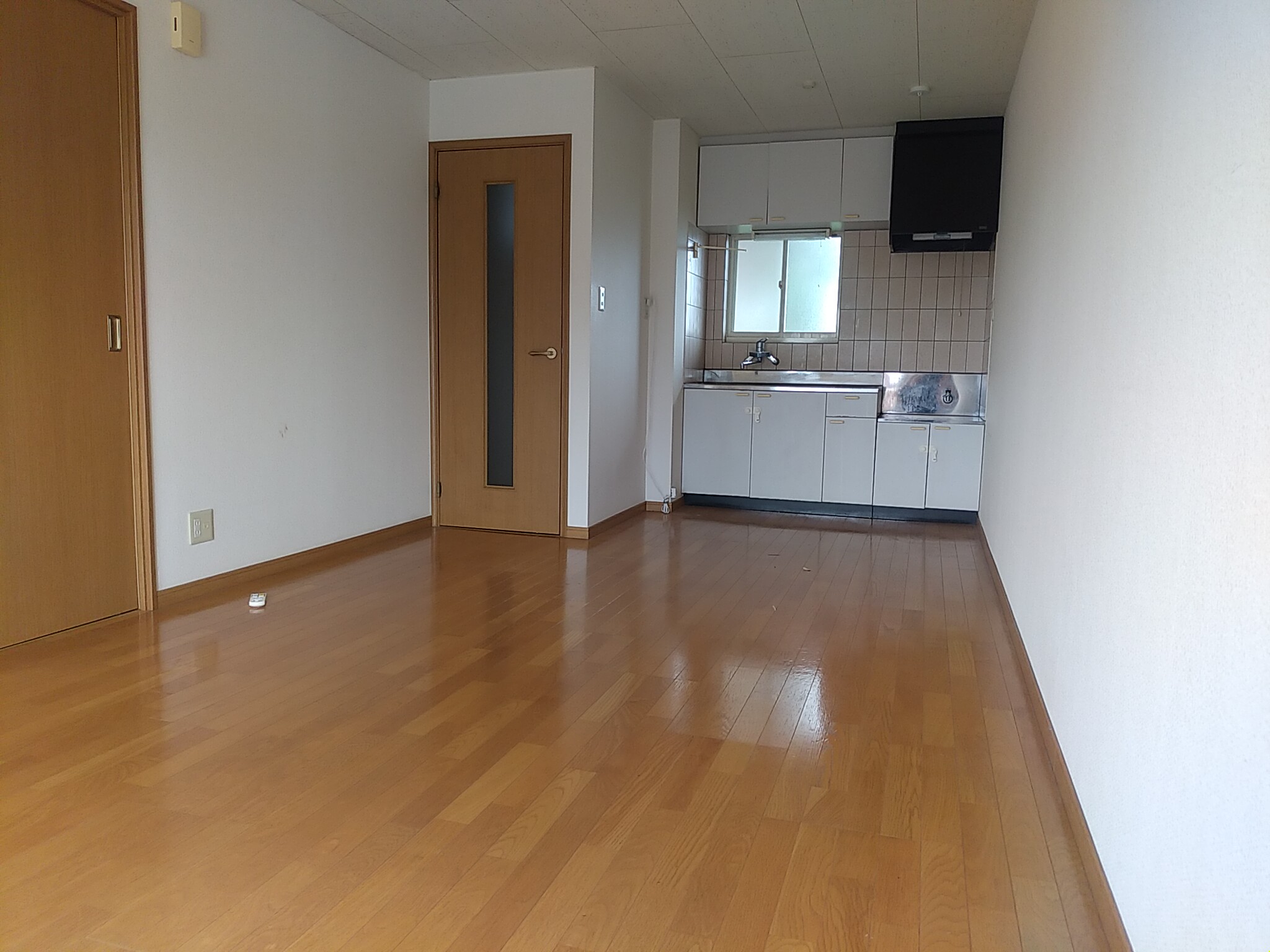 居室・リビング　日当たり良く広々としたリビングが魅力的です。