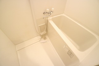 バス・シャワールーム　1日の疲れを癒しましょう♪