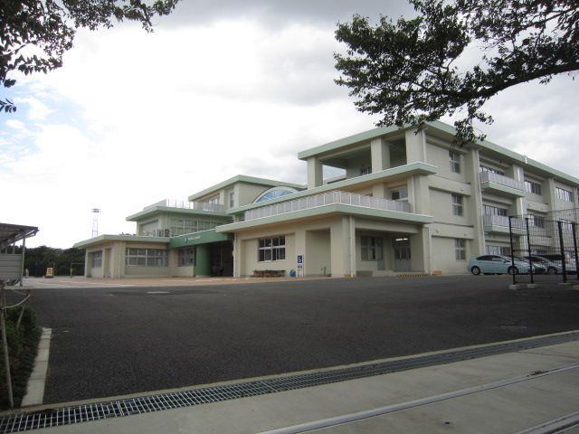中学校　伊勢市立伊勢宮川中学校（中学校）まで1325m
