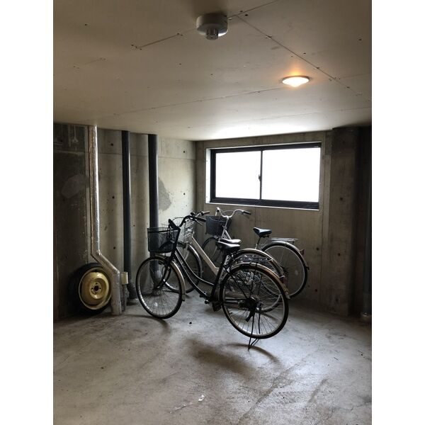 その他共有部分　自転車置場