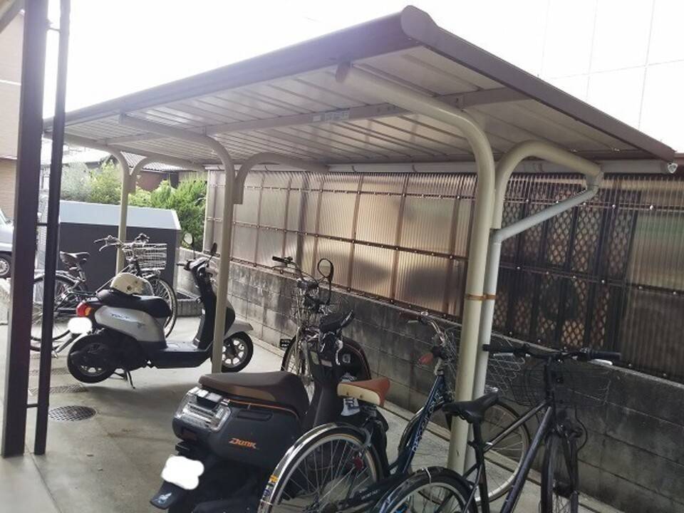 駐車場　駐輪場