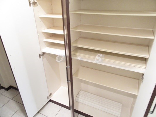 その他設備　下駄箱