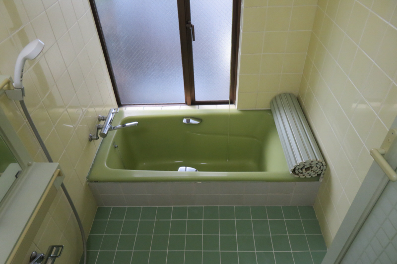 バス・シャワールーム　換気窓あり　サーモスタット式カラン