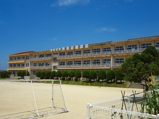 小学校　大村市立富の原小学校（小学校）まで811m