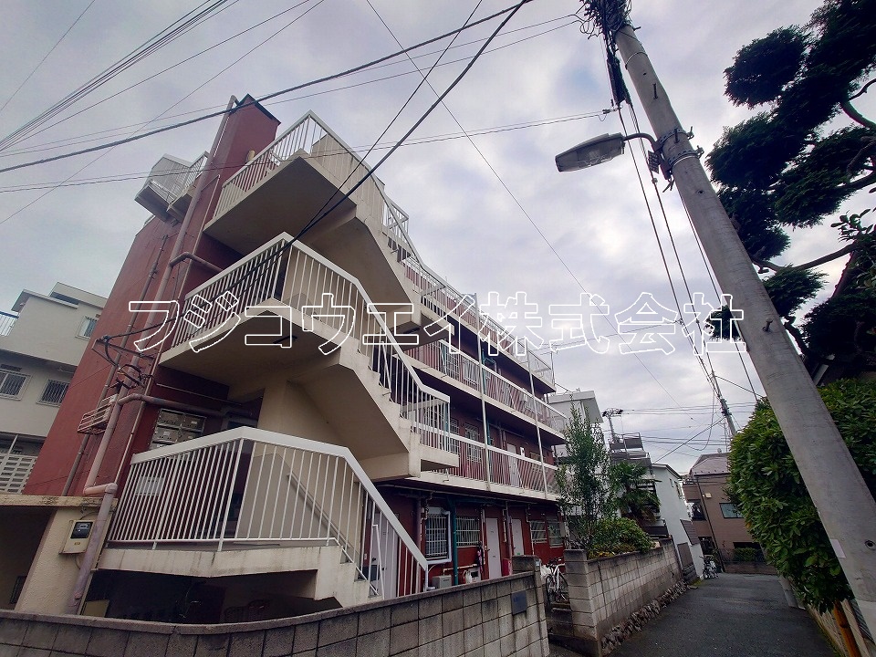 豊島区長崎のマンションの建物外観