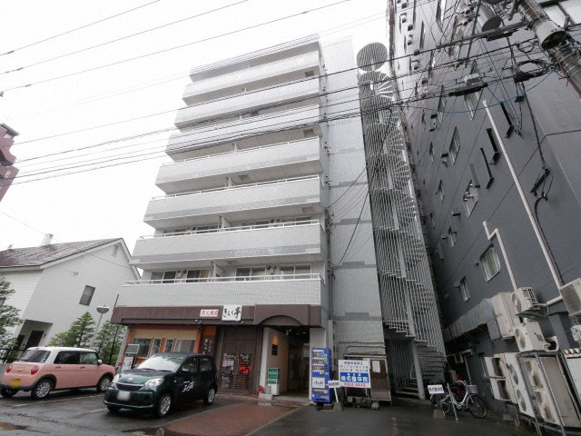 北海道札幌市西区琴似一条６（マンション）の賃貸物件の外観
