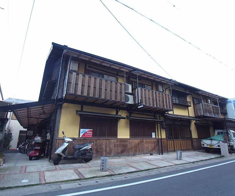 京都　植村荘の建物外観
