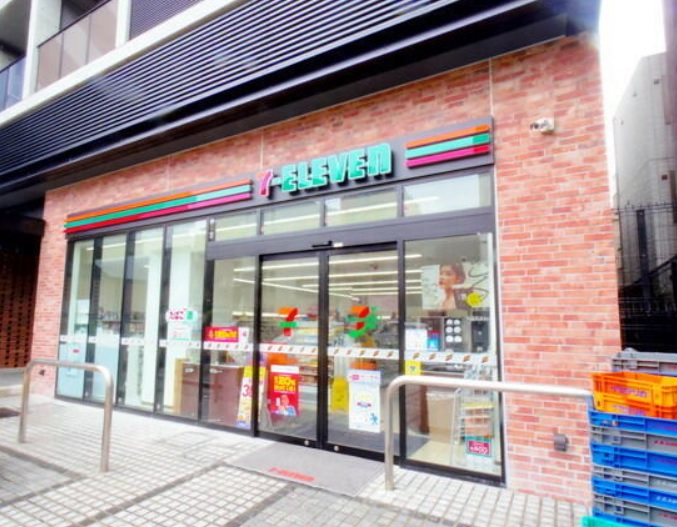 コンビニ　セブンイレブン渋谷恵比寿3丁目店（コンビニ）まで327m