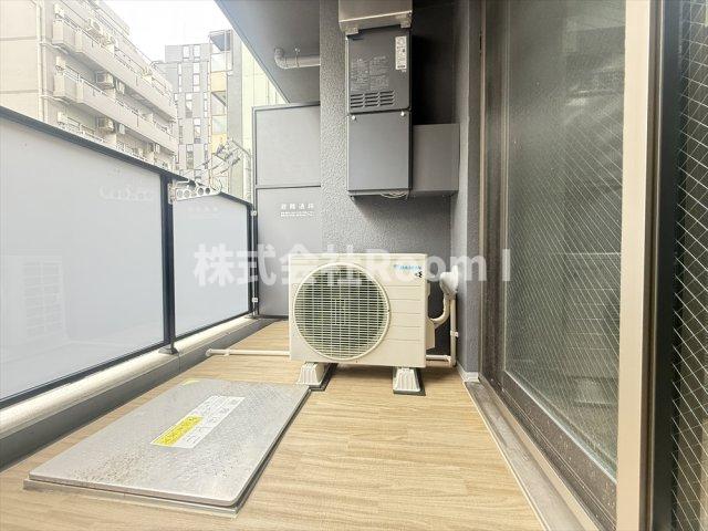 バルコニー　開放的で明るい空間を演出してくれるバルコニーです