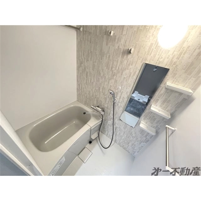 バス・シャワールーム　バス
