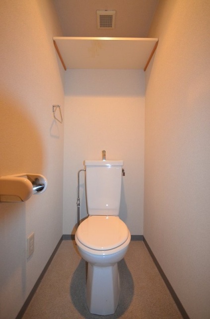 トイレ　別号室の写真