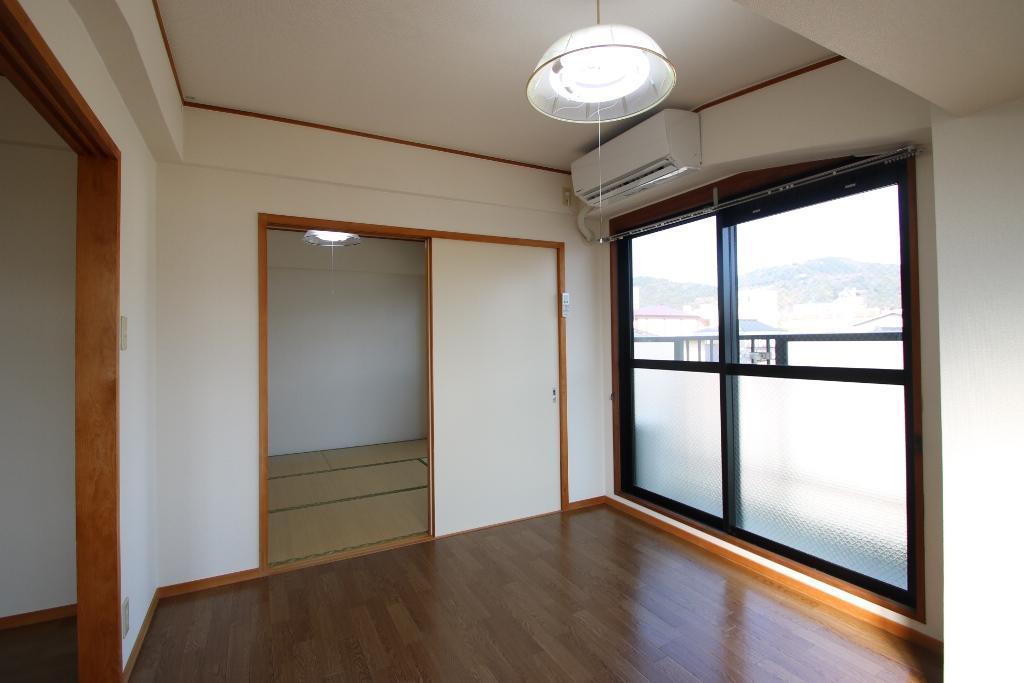 その他　隣接の和室は洋間に変わっています