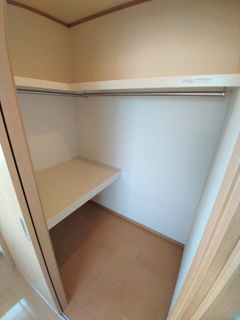 収納　★★６．３帖洋室のウォークインクローゼットです♪★★
