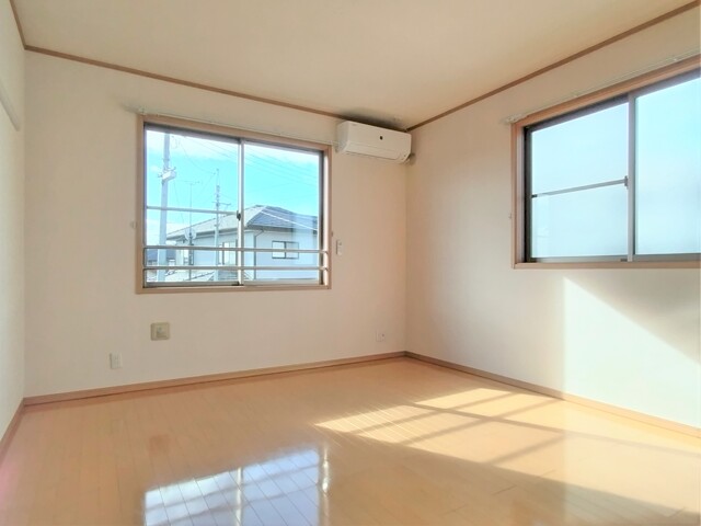 居室・リビング　★★１２．２帖のリビングです♪★★